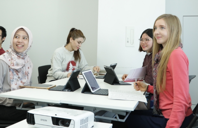 1975年創業以来、祖業の語学教育を50年以上展開